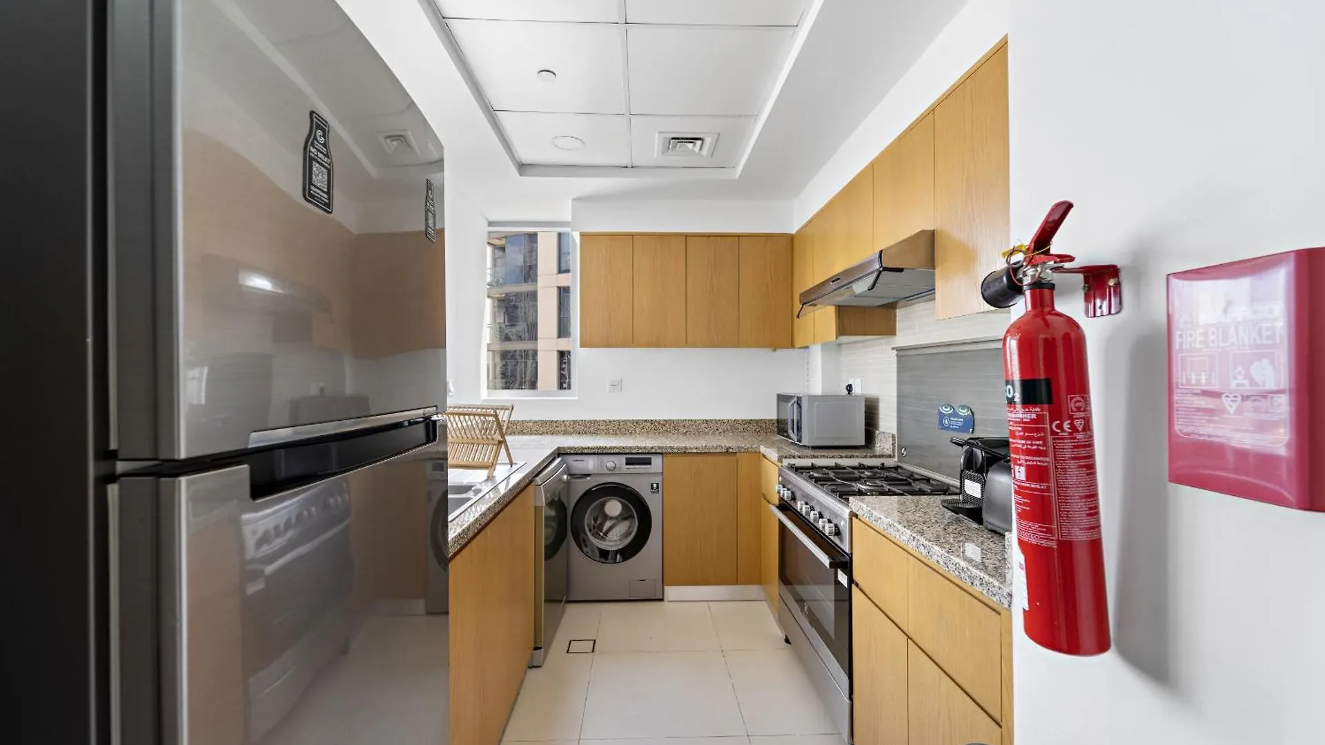 Vayk - Spacious 2 Bd Apartment With Burj Khalifa Views Dubai 0*,  United Arab Emirates