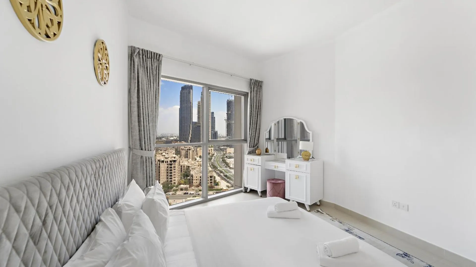 Vayk - Spacious 2 Bd Apartment With Burj Khalifa Views Dubai United Arab Emirates