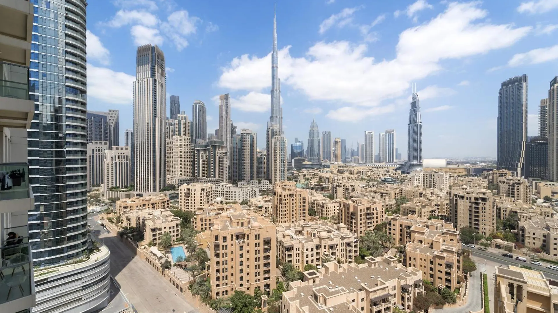 Vayk - Spacious 2 Bd Apartment With Burj Khalifa Views Dubai