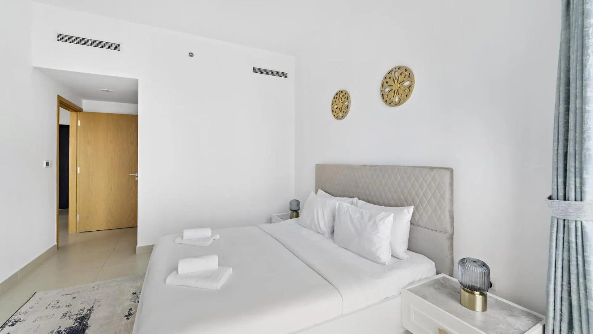 Vayk - Spacious 2 Bd Apartment With Burj Khalifa Views Dubai United Arab Emirates