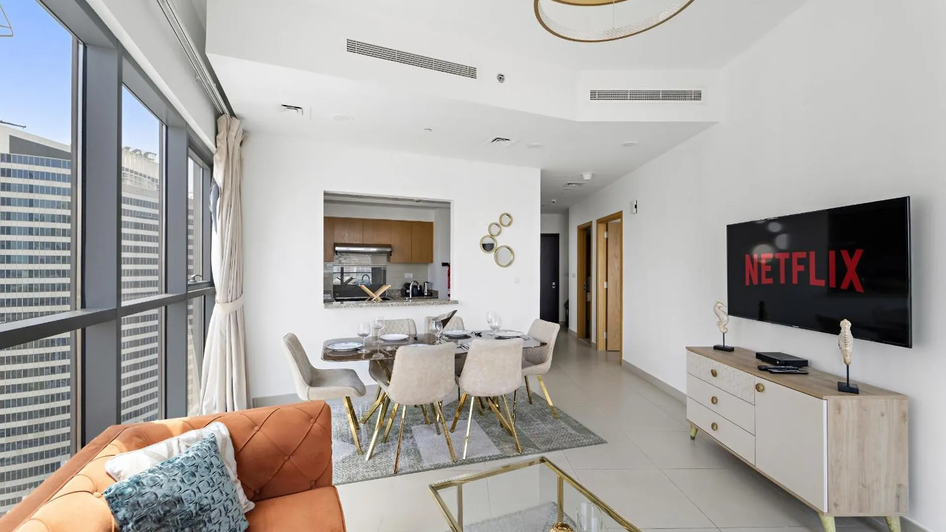 Vayk - Spacious 2 Bd Apartment With Burj Khalifa Views Dubai 0*,  United Arab Emirates